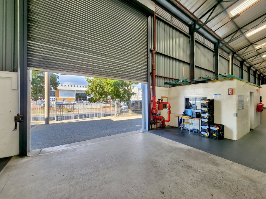 To Let commercial Property for Rent in Montague Gardens Western Cape